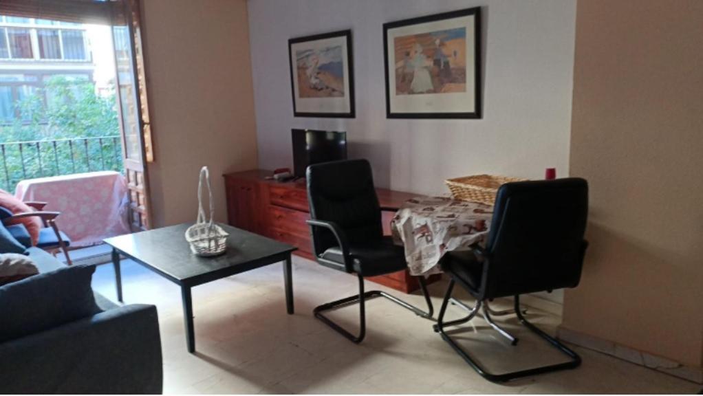 Economic Private Room In Center Of Γρανάδα Εξωτερικό φωτογραφία